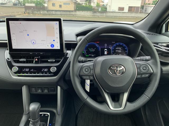 カローラクロス ハイブリッド　Ｚ　純正１０インチナビ（ＴＶ／ＢＴ／ＦＭ）　電動リアゲート　コーナーセンサー　ＥＴＣ　前席シートヒーター　ステリモ　クルコン　オートハイビーム　オートエアコン　オートライト　横滑り防止　ハンズフリー（17枚目）