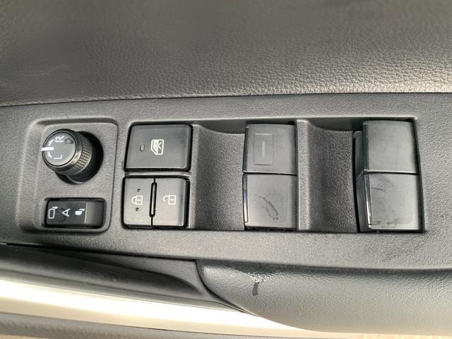 カローラクロス ハイブリッド　Ｚ　純正１０インチナビ（ＴＶ／ＢＴ／ＦＭ）　電動リアゲート　コーナーセンサー　ＥＴＣ　前席シートヒーター　ステリモ　クルコン　オートハイビーム　オートエアコン　オートライト　横滑り防止　ハンズフリー（34枚目）