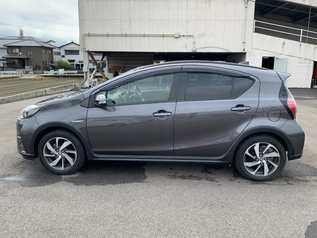TOYOTA AQUA CROSSOVER