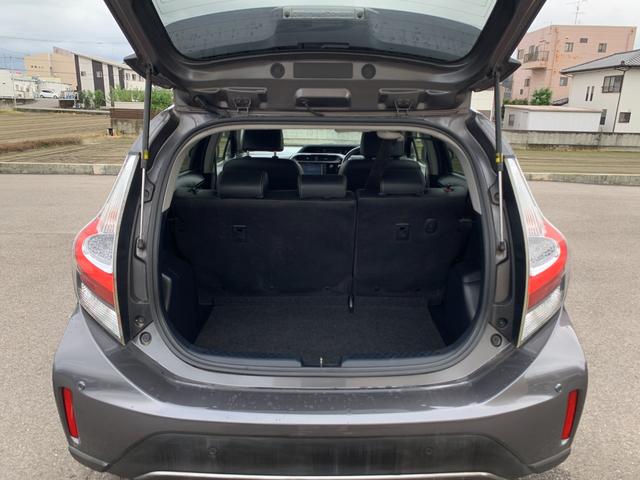 TOYOTA AQUA CROSSOVER
