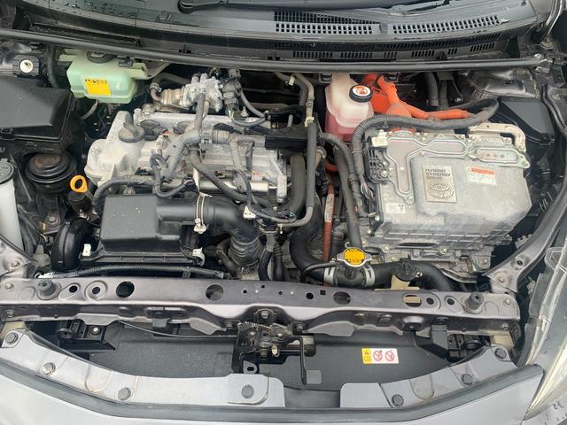 TOYOTA AQUA CROSSOVER