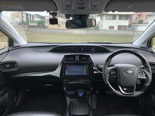 プリウス Ｓ　禁煙車　純正ナビ（ＢＴ／ＦＭ／ＡＭ／ＴＶ）バックカメラ　社外ステアリング　クルコン　ステリモ　前後ドラレコ　オートライト　ＥＴＣ　車線逸脱　Ｐスタート　モデリスタエアロ　社外１８インチホイール（15枚目）