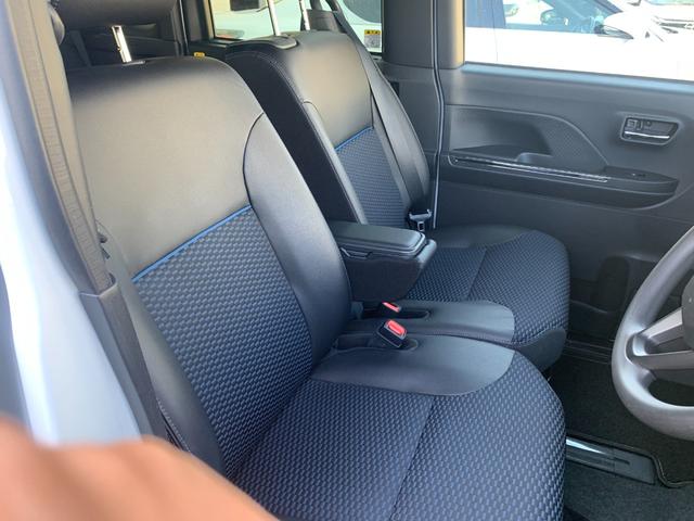 ルームクリーニングも隅々まで綺麗にしてお渡ししています。他店の車のクオリティと比較してください!!!