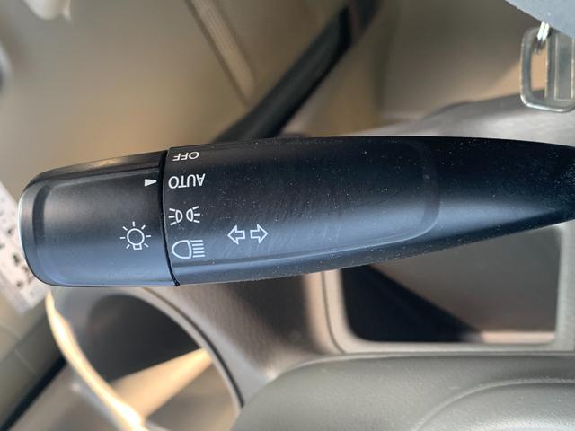 エンジンルームも綺麗に洗浄してから納車致します。普段あまり見ることが無い箇所だからこそ綺麗だと感動しますよね（＊´▽｀＊）