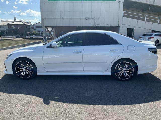 マークＸ ２５０ＲＤＳ　純正ナビ（ＴＶ／ＢＴ／ＦＭ／ＣＤ）　モデリスタエアロ　バックカメラ　革巻きハンドル　モデリスタ１９インチアルミホイール　純正ドラレコ　ＥＴＣ　パワーシート　ハーフレザーシート　パドルシフト（9枚目）