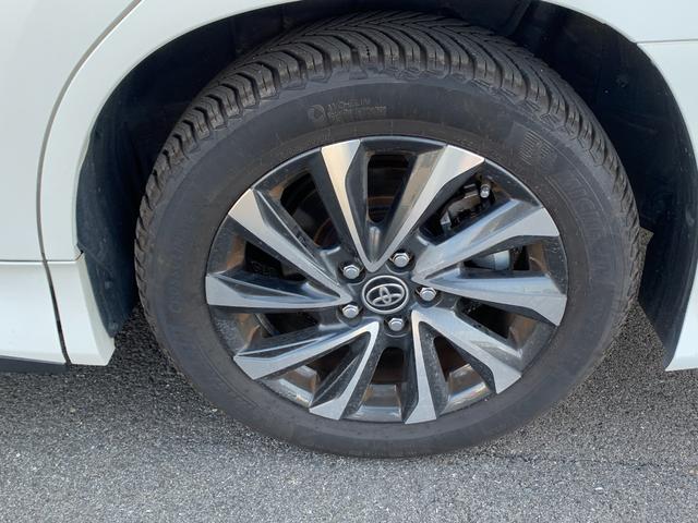 ヴォクシー Ｓ－Ｚ　純正１０．５インチディスプレイオーディオ　ＴＶ　ラジオｐ　ＤＶＤ　Ｂｌｕｅｔｏｏｔｈ　バックカメラ　シートヒーター　電子パーキング　ＨＤＭＩ　ステリモ　アダコン　ＥＴＣ２．０　オットマン　電動リア（11枚目）