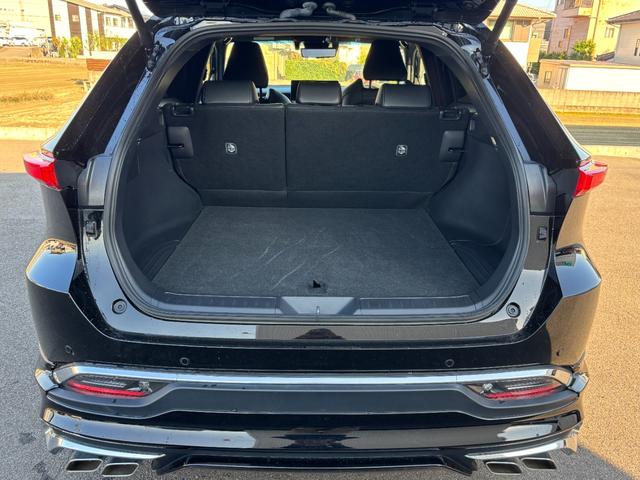 ハリアー Ｇ　ワンオーナー　純正１２．３インチディスプレイオーディオ　フルセグ　Ｂｌｕｅｔｏｏｔｈ　バックカメラ　エンジンスターター　電子パーキング　モデリスタフルエアロ　純正デジタルインナーミラー　電動リアゲート（12枚目）