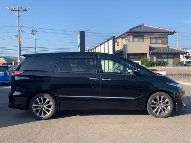 エスティマ アエラス　プレミアム　純正９インチナビ　ＴＶ　ラジオ　Ｂｌｕｅｔｏｏｔｈ　ＣＤ　ＤＶＤ　バックカメラ　ハーフレザーシート　革巻きハンドルコーナーセンサー　パワーシート　両側パワースライド　ＬＥＤヘッドライト　フリップダウン（6枚目）