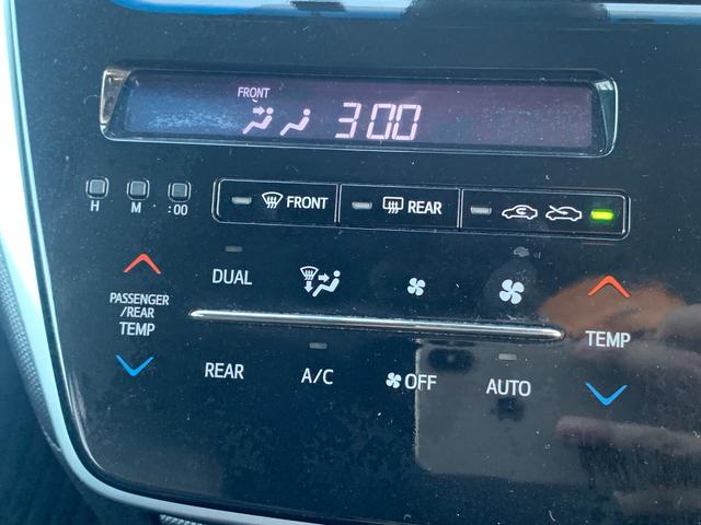 エスティマ アエラス　プレミアム　純正９インチナビ　ＴＶ　ラジオ　Ｂｌｕｅｔｏｏｔｈ　ＣＤ　ＤＶＤ　バックカメラ　ハーフレザーシート　革巻きハンドルコーナーセンサー　パワーシート　両側パワースライド　ＬＥＤヘッドライト　フリップダウン（31枚目）