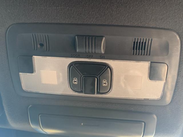 エスティマ アエラス　プレミアム　純正９インチナビ　ＴＶ　ラジオ　Ｂｌｕｅｔｏｏｔｈ　ＣＤ　ＤＶＤ　バックカメラ　ハーフレザーシート　革巻きハンドルコーナーセンサー　パワーシート　両側パワースライド　ＬＥＤヘッドライト　フリップダウン（38枚目）