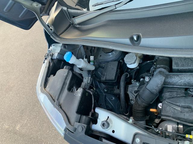 スペーシアカスタム ハイブリッドＸＳターボ　純正９インチナビ（ＴＶ／ＢＴ／ＦＭ／ＡＭ）　アラウンドビューモニター　両側パワスラ　ステアリレーダーブレーキサポート　ＨＩＤヘッドライト　シートヒーター　片側パワースライドドア　ＥＴＣ　コーナーＳ（66枚目）