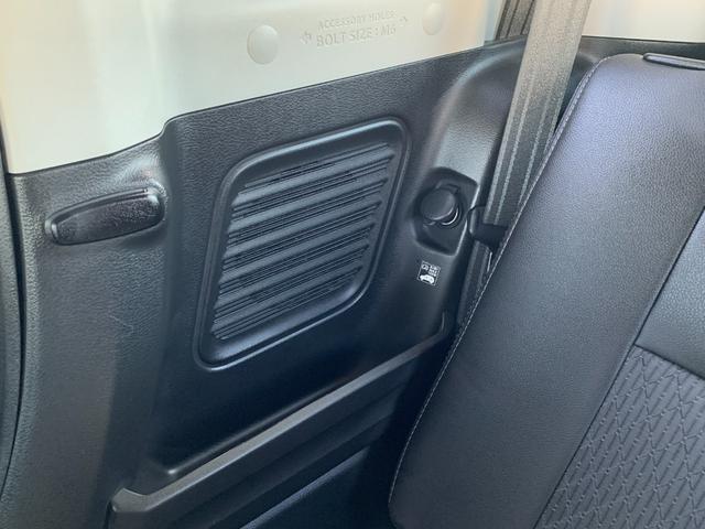 スペーシアカスタム ハイブリッドＸＳ　社外ナビ　フルセグ　Ｂｌｕｅｔｏｏｔｈ　革巻きハンドル　クルコン　ステリモ　オートライト　コーナーセンサー　デュアルカメラ　ＬＥＤヘッドライト　ヘッドアップディスプレイ　衝突軽減　両側パワースライド（36枚目）