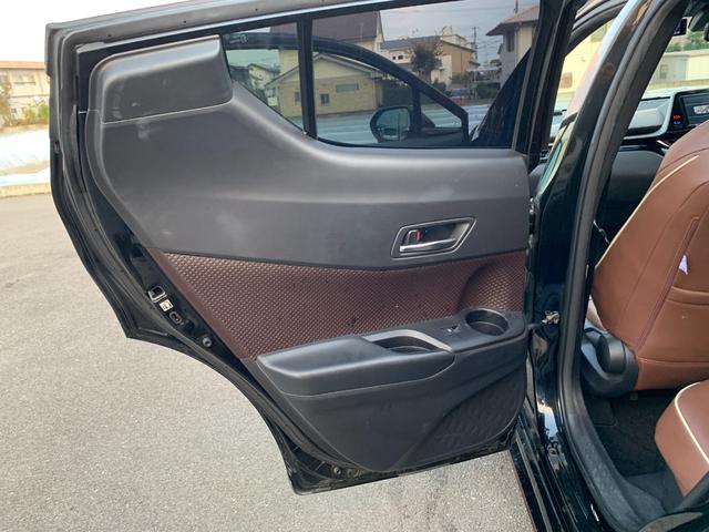 Ｃ－ＨＲ Ｇ　純正９インチナビ（ＢＴ／ＦＭ／ＡＭ／ＴＶ）バックカメラ　ＥＴＣ２．０　ドラレコ　シートカバー　ＬＥＤヘットライト　革巻きハンドル　ステリモ　クルコン　前席シートヒーター　オートライト　オートエアコン（30枚目）