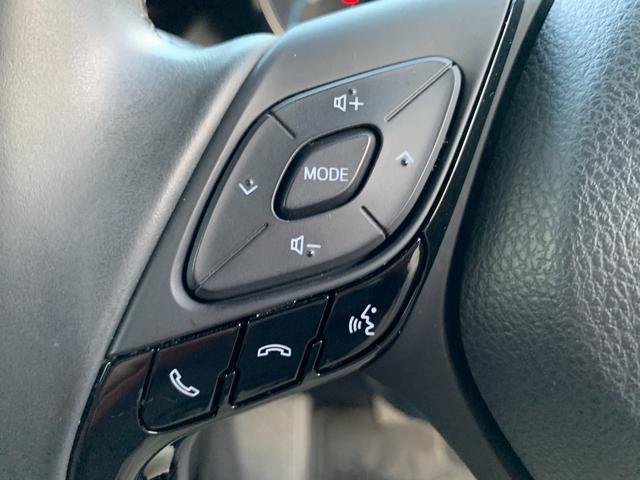 Ｃ－ＨＲ Ｇ　純正９インチナビ（ＢＴ／ＦＭ／ＡＭ／ＴＶ）バックカメラ　ＥＴＣ２．０　ドラレコ　シートカバー　ＬＥＤヘットライト　革巻きハンドル　ステリモ　クルコン　前席シートヒーター　オートライト　オートエアコン（35枚目）