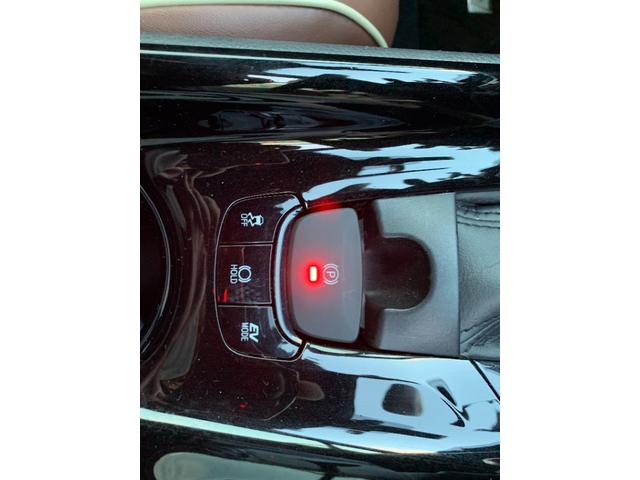 Ｃ－ＨＲ Ｇ　純正９インチナビ（ＢＴ／ＦＭ／ＡＭ／ＴＶ）バックカメラ　ＥＴＣ２．０　ドラレコ　シートカバー　ＬＥＤヘットライト　革巻きハンドル　ステリモ　クルコン　前席シートヒーター　オートライト　オートエアコン（49枚目）