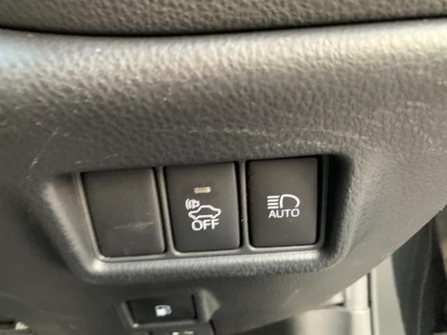 Ｃ－ＨＲ Ｇ　純正９インチナビ（ＢＴ／ＦＭ／ＡＭ／ＴＶ）バックカメラ　ＥＴＣ２．０　ドラレコ　シートカバー　ＬＥＤヘットライト　革巻きハンドル　ステリモ　クルコン　前席シートヒーター　オートライト　オートエアコン（54枚目）