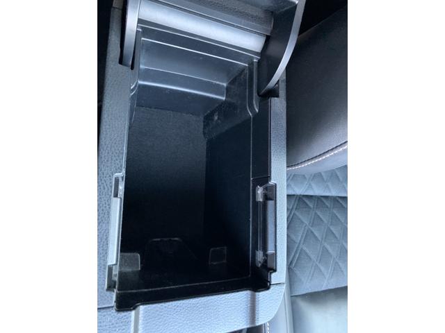 ハリアー プレミアム　アルパイン９インチナビ（ＢＴ／ＦＭ／ＡＭ／ＴＶ）バックカメラ　サンルーフ　オートマチックハイビーム　パワーバックドア　ウッドコンビハンドル　ハーフレザーシート　パワーシート　ＥＴＣ　ドラレコ（29枚目）