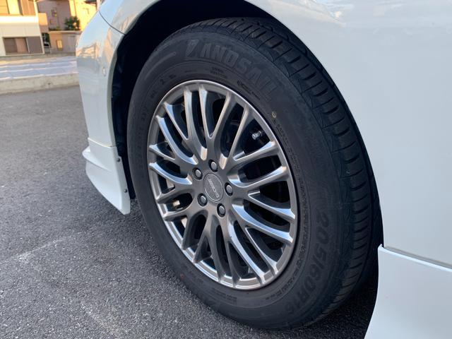 プリウス Ａ　純正ナビ（ＴＶ／ＢＴ／ＦＭ／ＡＭ）　プリクラッシュセーフティ　ブラインドスポット　ヘッドアップディスプレイ　バックカメラ　　革巻きハンドル　ステリモ　クルコン　オートハイビーム　ドラレコ　オートライト（18枚目）