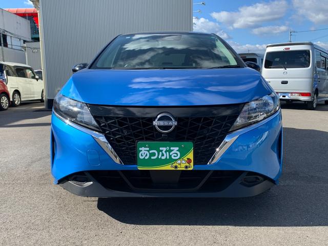 ノート Ｘ　純正９インチナビ（ＢＴ／ＦＭ／ＡＭ／ＴＶ）バックカメラ　アラウンドビューモニター　ＥＴＣ　バックカメラ　ワイアレス充電　コーナーセンサー　デジタルインナーミラー　ＳＯＳコール　オートライト（6枚目）