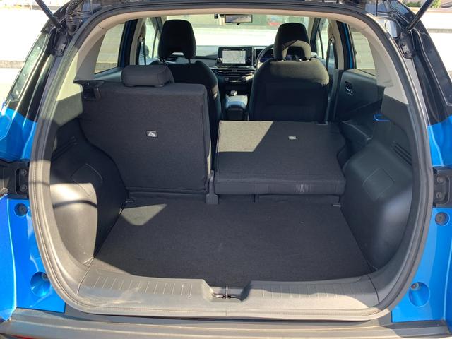 ノート Ｘ　純正９インチナビ（ＢＴ／ＦＭ／ＡＭ／ＴＶ）バックカメラ　アラウンドビューモニター　ＥＴＣ　バックカメラ　ワイアレス充電　コーナーセンサー　デジタルインナーミラー　ＳＯＳコール　オートライト（27枚目）