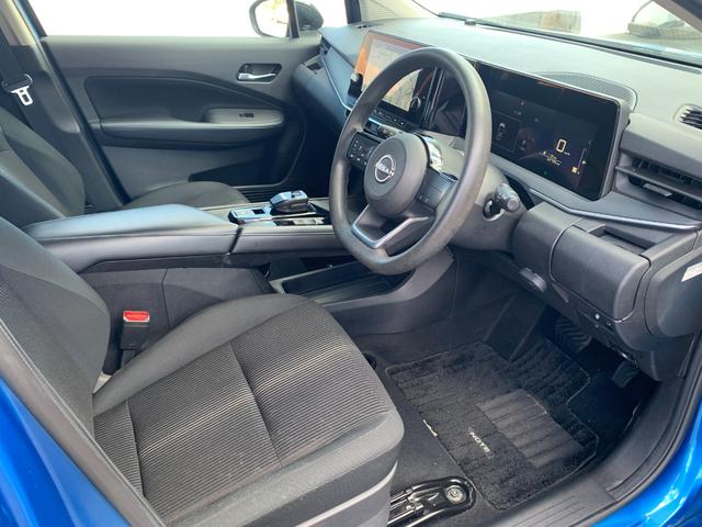 ノート Ｘ　純正９インチナビ（ＢＴ／ＦＭ／ＡＭ／ＴＶ）バックカメラ　アラウンドビューモニター　ＥＴＣ　バックカメラ　ワイアレス充電　コーナーセンサー　デジタルインナーミラー　ＳＯＳコール　オートライト（29枚目）