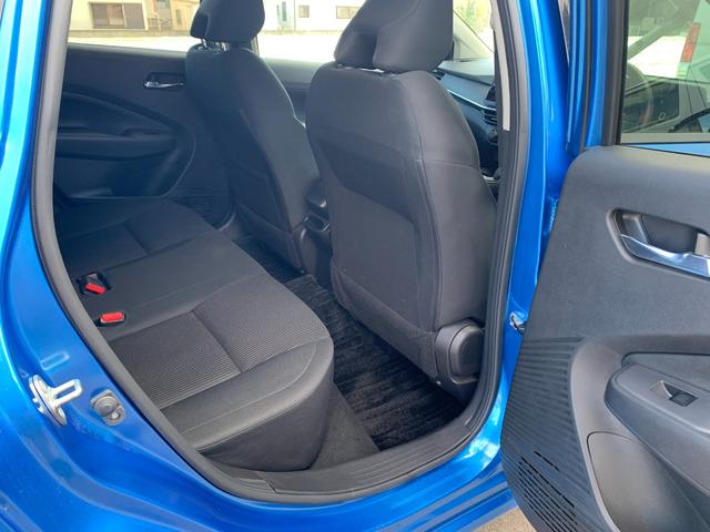 ノート Ｘ　純正９インチナビ（ＢＴ／ＦＭ／ＡＭ／ＴＶ）バックカメラ　アラウンドビューモニター　ＥＴＣ　バックカメラ　ワイアレス充電　コーナーセンサー　デジタルインナーミラー　ＳＯＳコール　オートライト（31枚目）