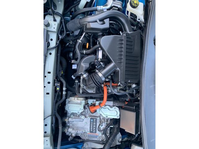 ノート Ｘ　純正９インチナビ（ＢＴ／ＦＭ／ＡＭ／ＴＶ）バックカメラ　アラウンドビューモニター　ＥＴＣ　バックカメラ　ワイアレス充電　コーナーセンサー　デジタルインナーミラー　ＳＯＳコール　オートライト（73枚目）