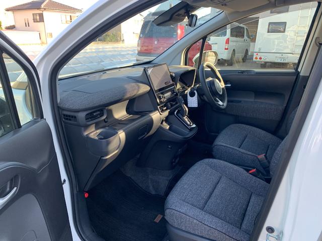 シエンタ 純正10.5インチナビ(BT/FM/AM/TV)バックカメラ アラウンドビューモニター バックカメラ コーナーセンサー オートハイビーム モデリスタエアロ 両側パワースライド ステリモ クルコン(33枚目)