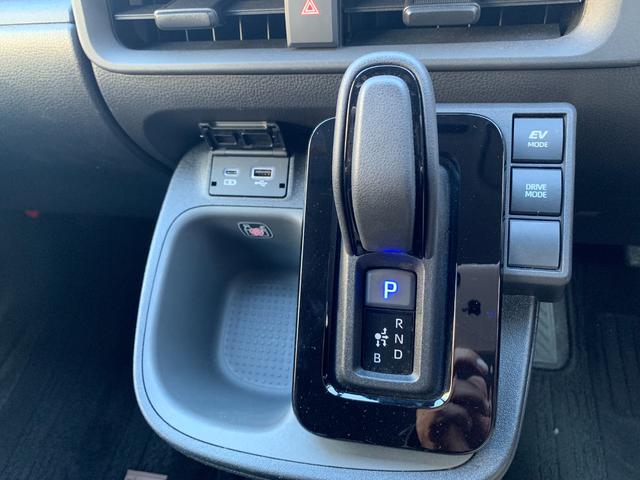 シエンタ 純正10.5インチナビ(BT/FM/AM/TV)バックカメラ アラウンドビューモニター バックカメラ コーナーセンサー オートハイビーム モデリスタエアロ 両側パワースライド ステリモ クルコン(56枚目)