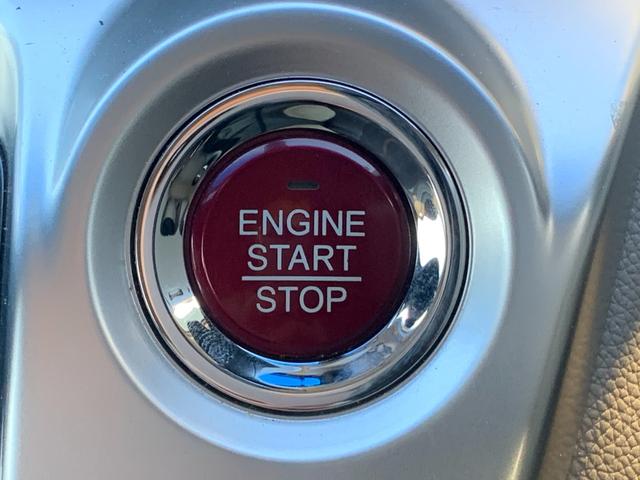 N-WGN Gコンフォートパッケージ 社外ナビ(BT/FM/AM/TV) 横滑り防止 電格ミラー プッシュスタート オートエアコン オートライト シガーソケット 前席シートヒーター マット バイザ スマートキー HIDヘットライト(43枚目)