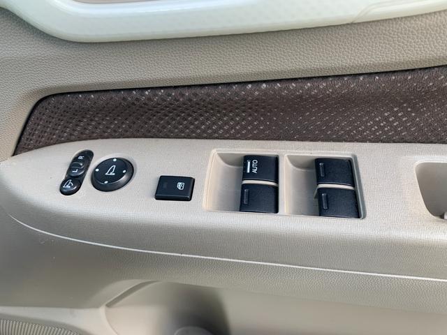 N-WGN Gコンフォートパッケージ 社外ナビ(BT/FM/AM/TV) 横滑り防止 電格ミラー プッシュスタート オートエアコン オートライト シガーソケット 前席シートヒーター マット バイザ スマートキー HIDヘットライト(51枚目)