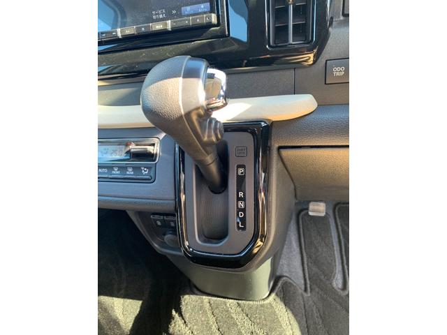 ソリオ 社外ナビ(BT/FM/AM/TV) 前席シートヒーター アイドリングストップ コーナーセンサー 片側パワースライド 横滑り防止 ドラレコ ETC ステリモ クルコン デュアルカメラセンサーブレーキ(53枚目)