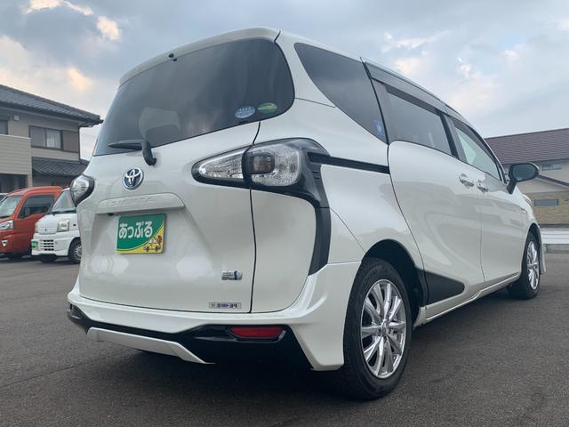 シエンタ ハイブリッドＧ　純正ナビ（ＢＴ／ＦＭ／ＡＭ／ＴＶ）バックカメラ　モデリスタエアロ　ドラレコ　ＥＴＣ　革巻きハンドル　両側パワースライド　ステリモ　横滑り防止　車線逸脱　衝突軽減　トヨタセーフティ　オートライト（11枚目）