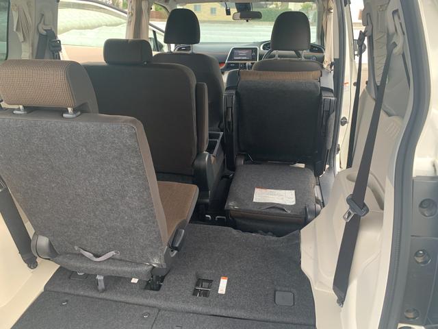 シエンタ ハイブリッドＧ　純正ナビ（ＢＴ／ＦＭ／ＡＭ／ＴＶ）バックカメラ　モデリスタエアロ　ドラレコ　ＥＴＣ　革巻きハンドル　両側パワースライド　ステリモ　横滑り防止　車線逸脱　衝突軽減　トヨタセーフティ　オートライト（26枚目）