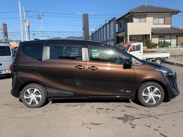 シエンタ G クエロ 純正ナビ ワンオーナー Bluetooth フリップダウンモニター 両側パワースライドドア バックカメラ ドラレコ ETC オートハイビーム ステリモ ステアリングヒーター 衝突軽減 オートエアコン(9枚目)