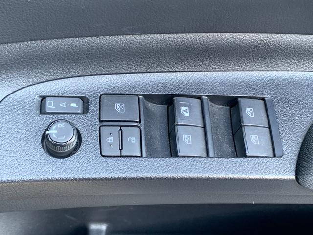 シエンタ G クエロ 純正ナビ ワンオーナー Bluetooth フリップダウンモニター 両側パワースライドドア バックカメラ ドラレコ ETC オートハイビーム ステリモ ステアリングヒーター 衝突軽減 オートエアコン(57枚目)