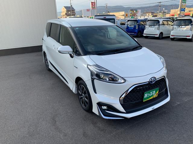 TOYOTA SIENTA HYBRID FUNBASE G