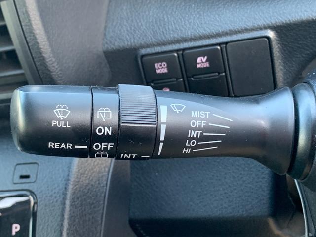 TOYOTA SIENTA HYBRID FUNBASE G