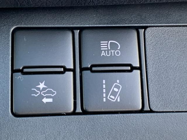 TOYOTA SIENTA HYBRID FUNBASE G