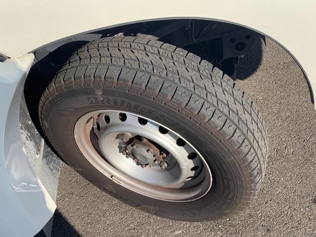 カムロード 　社外ナビ　Ｂｌｕｅｔｏｏｔｈ　バックカメラ　１００Ｖコンセント　マニュアルエアコン　テレビ　シガーソケット　ベット　１００Ｖエアコン　ソーラーパネル　電子レンジ　ソファー　冷蔵庫　換気扇　ＥＴＣ（10枚目）