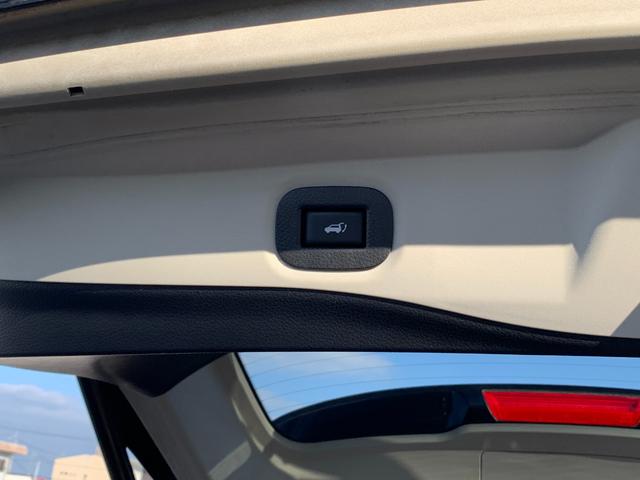 エクストレイル ２０Ｘ　ハイブリッド　エマージェンシーブレーキＰ　４ＷＤ　純正８インチナビ（ＴＶ／ＢＴ／ＦＭ／ＡＭ）　バックカメラ　革巻きハンドル　ステリモ　電動リアゲート　前席シートヒーター　ＥＴＣ　オートライト　オートエアコン　電格ミラー　マット　バイザー（28枚目）