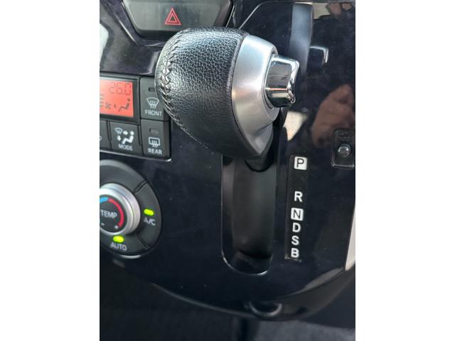 シフォン カスタムRS リミテッド スマートアシスト ワンオーナー車 純正ナビ(TV/BT/FM/CD) バックカメラ 両側パワスラ 運転席シートヒーター 電格ミラー Pスタート アイドリングストップ 横滑り防止 衝突軽減 オートライト(47枚目)