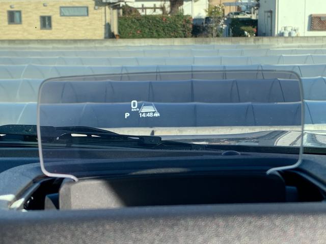 スペーシアカスタム ハイブリッドＸＳ　純正９インチナビ（ＴＶ／ＢＴ／ＦＭ／ＡＭ）　アラウンドビューモニター　ステアリングヒーター　前席シートヒーター　ヘッドアップディスプレイ　両側パワスラ　アイドリングストップ　ハーフレザーシート（54枚目）