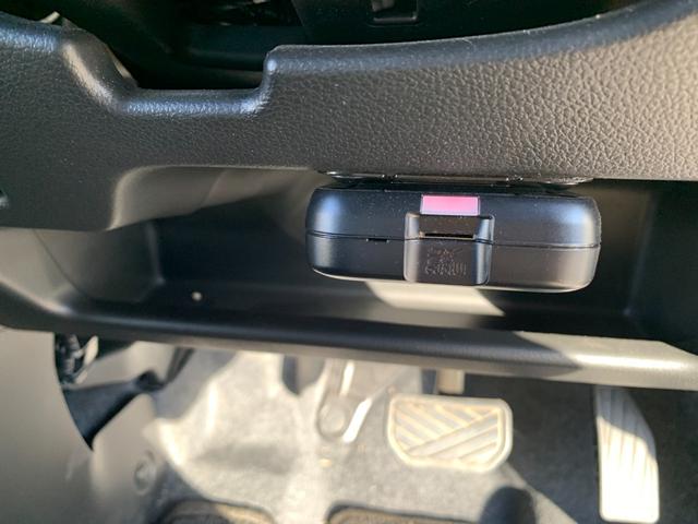 スペーシアカスタム ハイブリッドＸＳ　純正９インチナビ（ＴＶ／ＢＴ／ＦＭ／ＡＭ）　アラウンドビューモニター　ステアリングヒーター　前席シートヒーター　ヘッドアップディスプレイ　両側パワスラ　アイドリングストップ　ハーフレザーシート（56枚目）