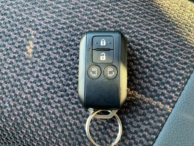 スペーシアカスタム ハイブリッドＸＳ　純正９インチナビ（ＴＶ／ＢＴ／ＦＭ／ＡＭ）　アラウンドビューモニター　ステアリングヒーター　前席シートヒーター　ヘッドアップディスプレイ　両側パワスラ　アイドリングストップ　ハーフレザーシート（57枚目）