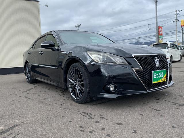 クラウンハイブリッド アスリートＳ　ブラックスタイル　純正ナビ（ＴＶ／ＢＴ／ＦＭ）　バックカメラ　サンルーフ　革巻きハンドル　ドラレコ　スイングレジスター　ステリモ　クルコン　前席シートヒーター　電動シート　コーナーセンサー　横滑り防止　オートエアコン（14枚目）