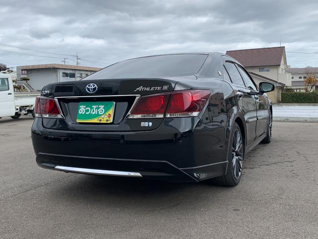 クラウンハイブリッド アスリートＳ　ブラックスタイル　純正ナビ（ＴＶ／ＢＴ／ＦＭ）　バックカメラ　サンルーフ　革巻きハンドル　ドラレコ　スイングレジスター　ステリモ　クルコン　前席シートヒーター　電動シート　コーナーセンサー　横滑り防止　オートエアコン（17枚目）