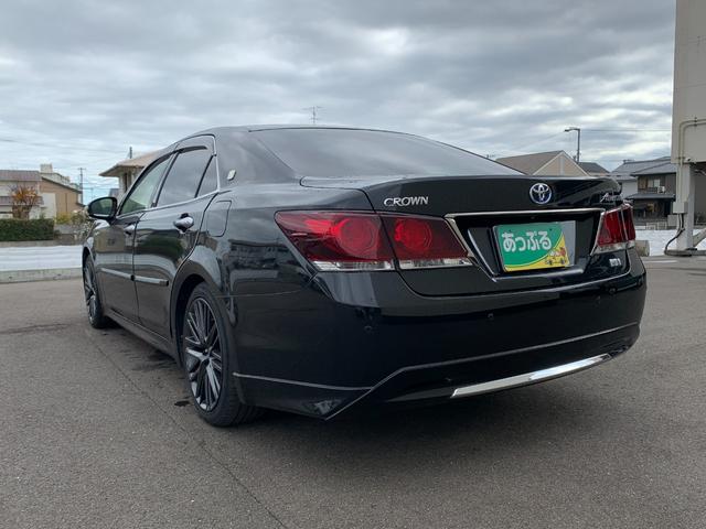 クラウンハイブリッド アスリートＳ　ブラックスタイル　純正ナビ（ＴＶ／ＢＴ／ＦＭ）　バックカメラ　サンルーフ　革巻きハンドル　ドラレコ　スイングレジスター　ステリモ　クルコン　前席シートヒーター　電動シート　コーナーセンサー　横滑り防止　オートエアコン（20枚目）