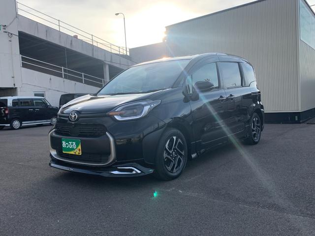 シエンタ ハイブリッドＺ　１０．５インチ純正ナビ（ＢＴ／ＦＭ／ＡＭ／ＴＶ）バックカメラ　全方位カメラ　ブラインドスポット　ビルトインＥＴＣ　前席シートヒーター　前後ドラレコ　ステアリングヒーター　モデリスタエアロ（Ｆ／Ｓ／Ｒ）（4枚目）