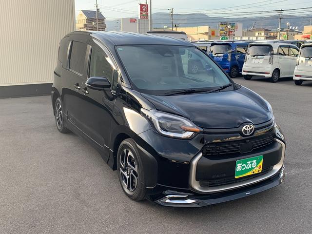 シエンタ ハイブリッドＺ　１０．５インチ純正ナビ（ＢＴ／ＦＭ／ＡＭ／ＴＶ）バックカメラ　全方位カメラ　ブラインドスポット　ビルトインＥＴＣ　前席シートヒーター　前後ドラレコ　ステアリングヒーター　モデリスタエアロ（Ｆ／Ｓ／Ｒ）（7枚目）